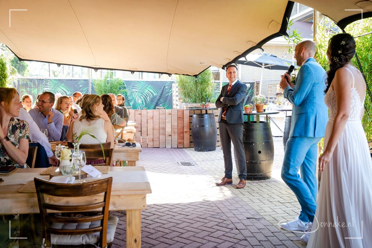 Misschien was het deel van de act tussen Willem en Tim, alhoewel... denk niet dat ze er iets van ingestudeerd hadden, maar de opening van het diner was heerlijk spontaan en grappig in elk geval.