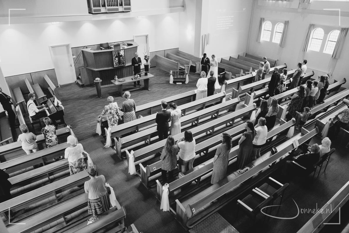 Zingen. Stil zijn. Luisteren. Vieren. Van de liefde, die we ontvangen van God.  (Celebrating Gods love)