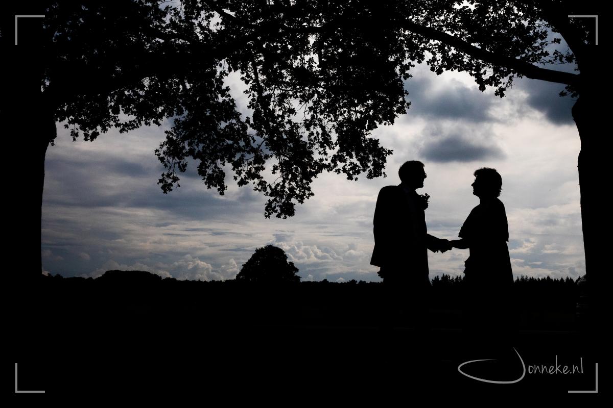 Heleen en Herman, dankjewel dat ik helemaal naar de Achterhoek mocht komen om jullie liefde vast te leggen. Heb het goed samen daar op die prachtige stille plek!