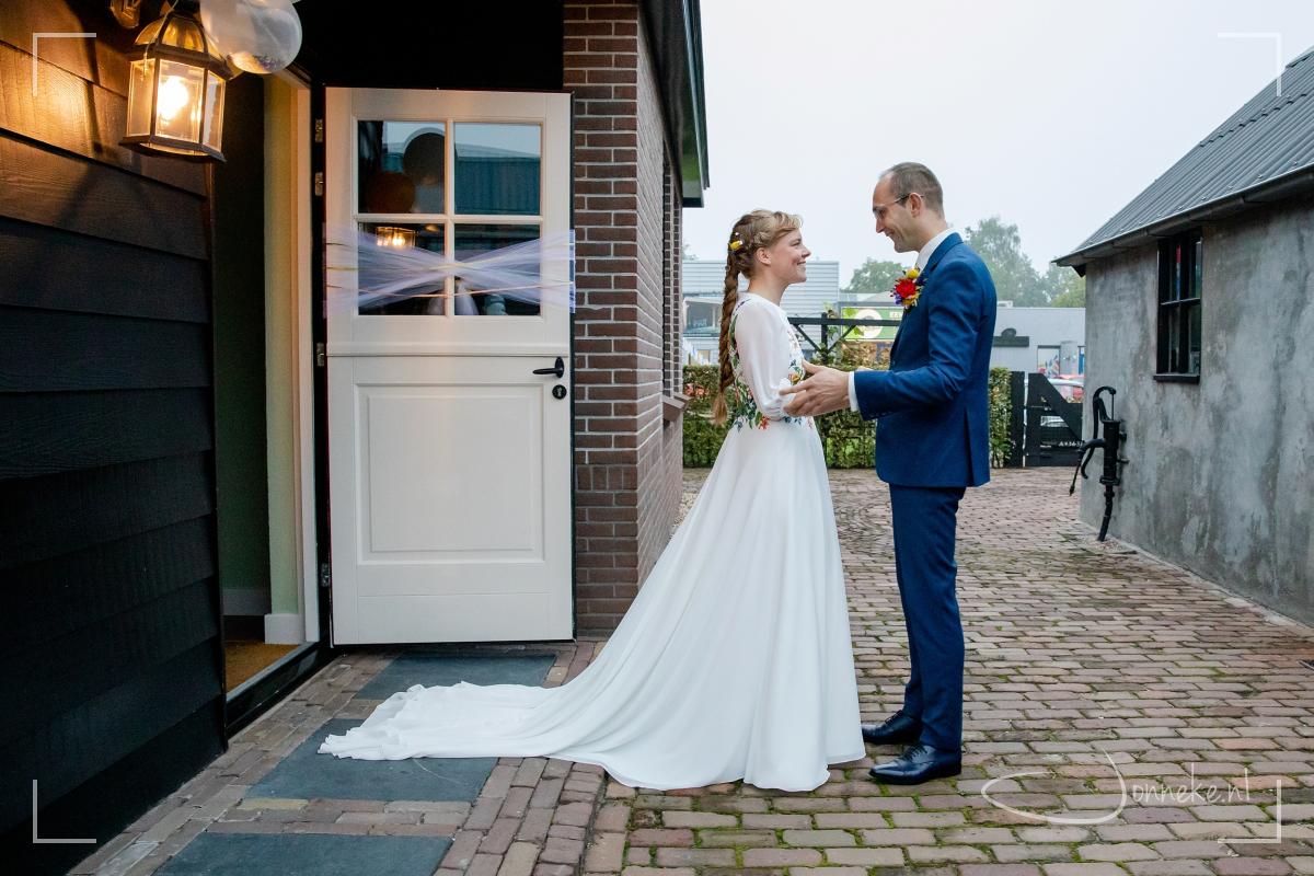 Die eerste blikken naar elkaar... goud waard, elke keer weer.