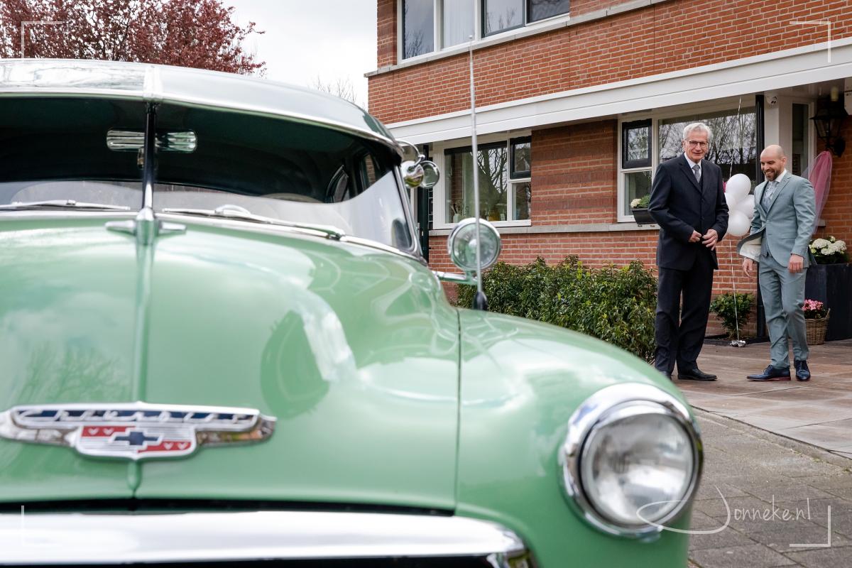 En lopend naar de watertoren? Nee hoor, er is een leuke verrassing geregeld door de familie en met een vette 'amerikaan' wordt Martijn naar het centrum gebracht.