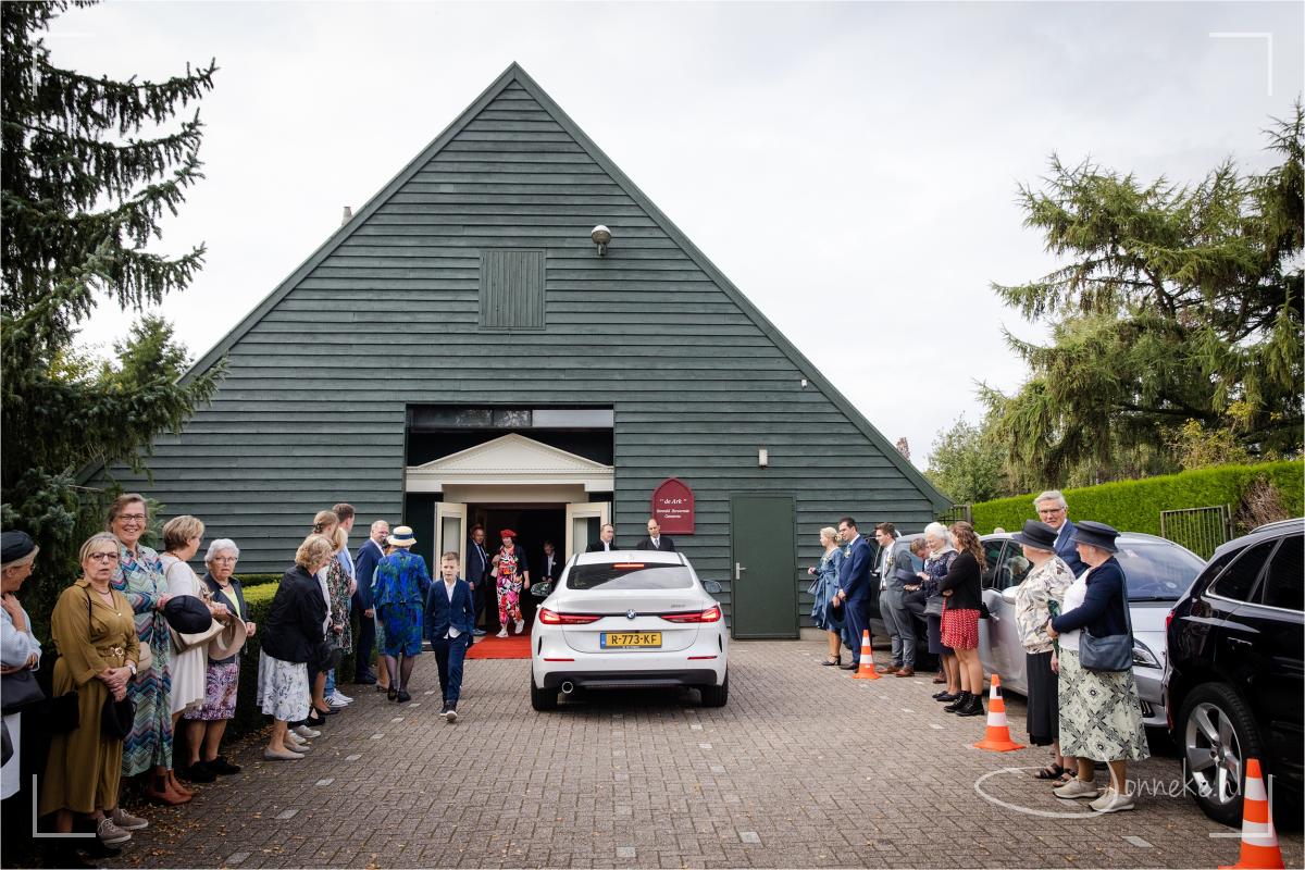 Geweldig zo'n 'tabakschuur' als kerk.