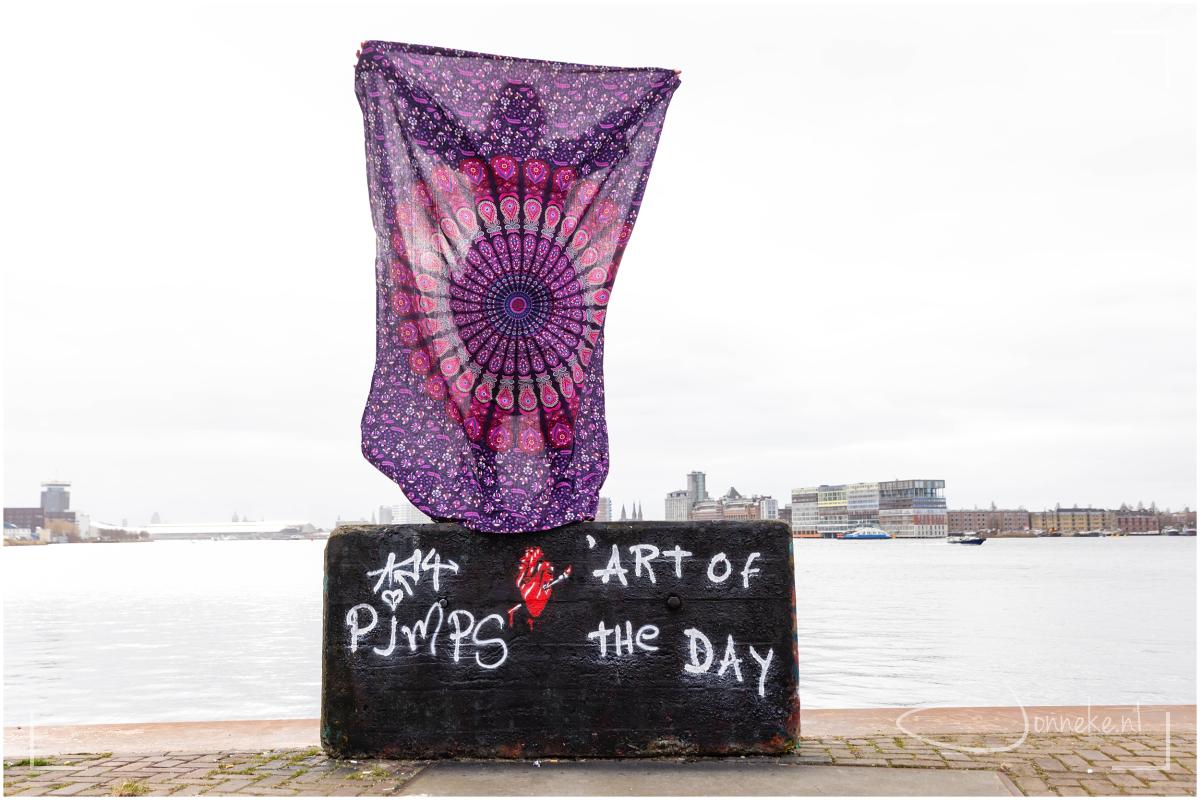 Kleur bekennen... alle kleur die in je zit! Dan ben je ELKE dag het kunstwerk van de dag ;-)