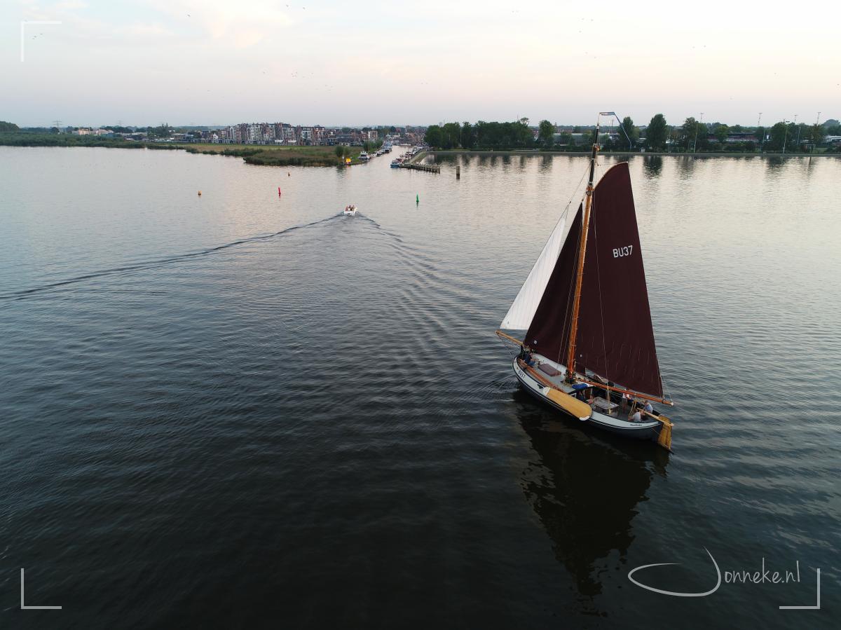 Mosselkraker - rond&platbodem van de maand